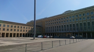 Ehrenhof des Flughafens Tempelhof